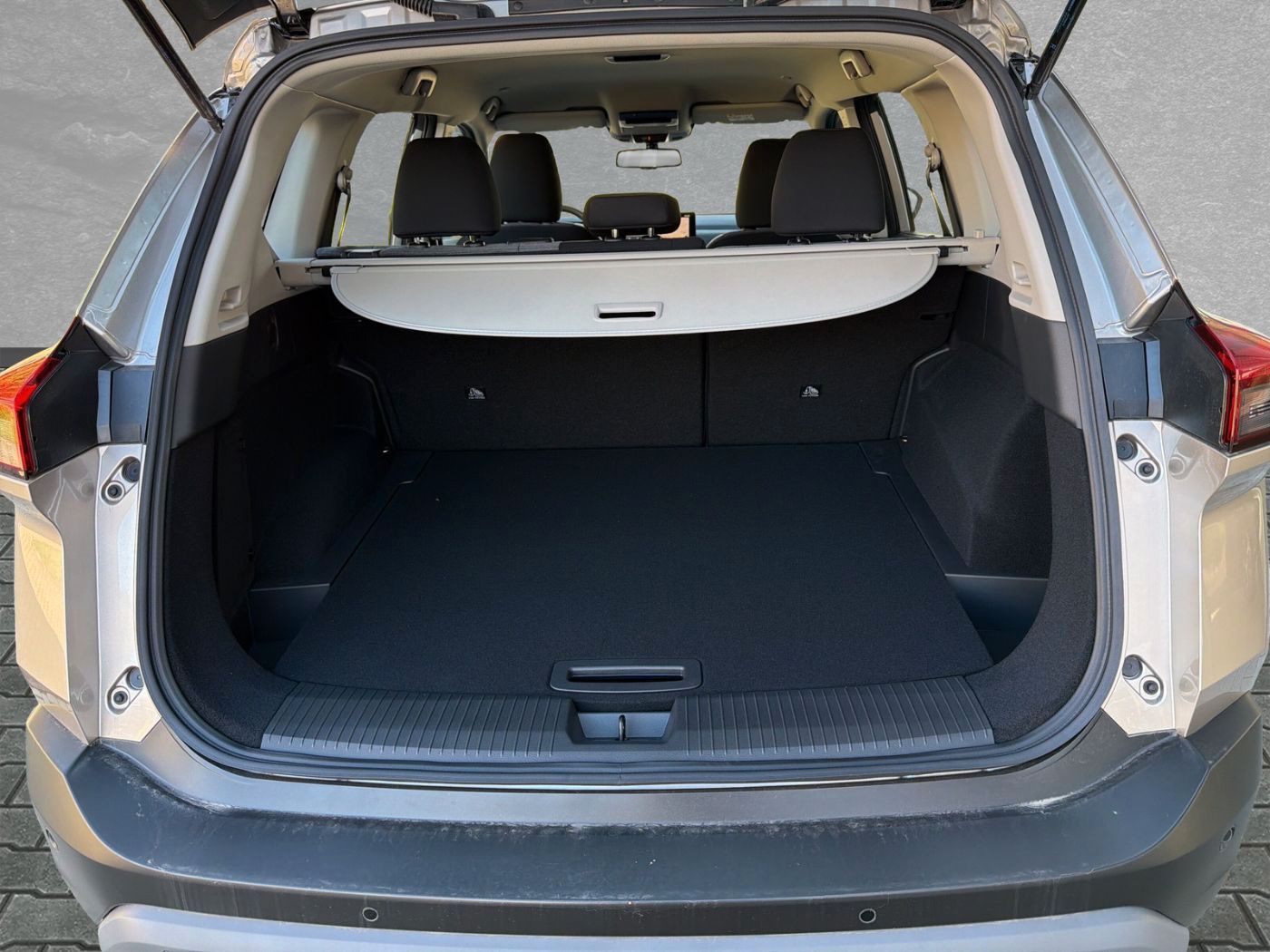 Nissan X-Trail - Bild 11