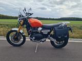 Triumph 1200 XE Scrambler viel Zubehör - TRIUMPH SCRAMBLER 1200 XE