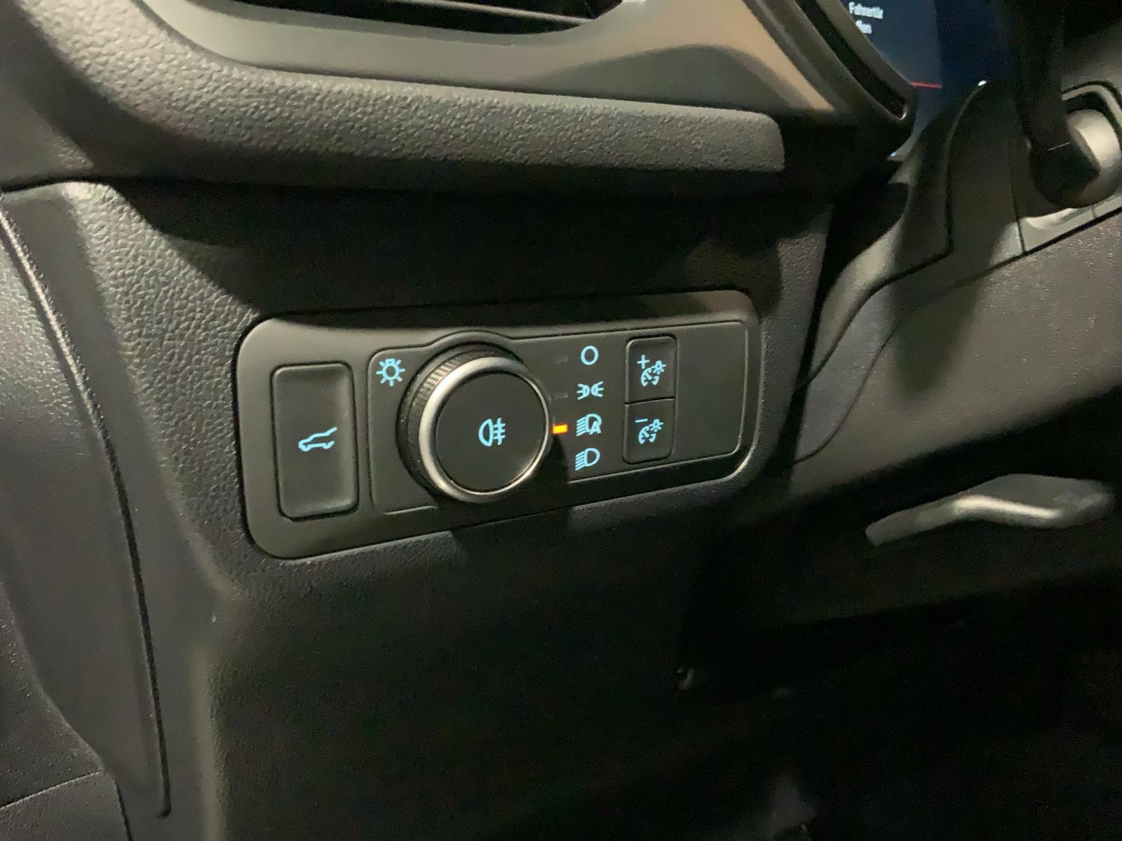 Ford Kuga ST-Line X Aut.*360GRAD*LED-MATRIX*NAVI*GRA*