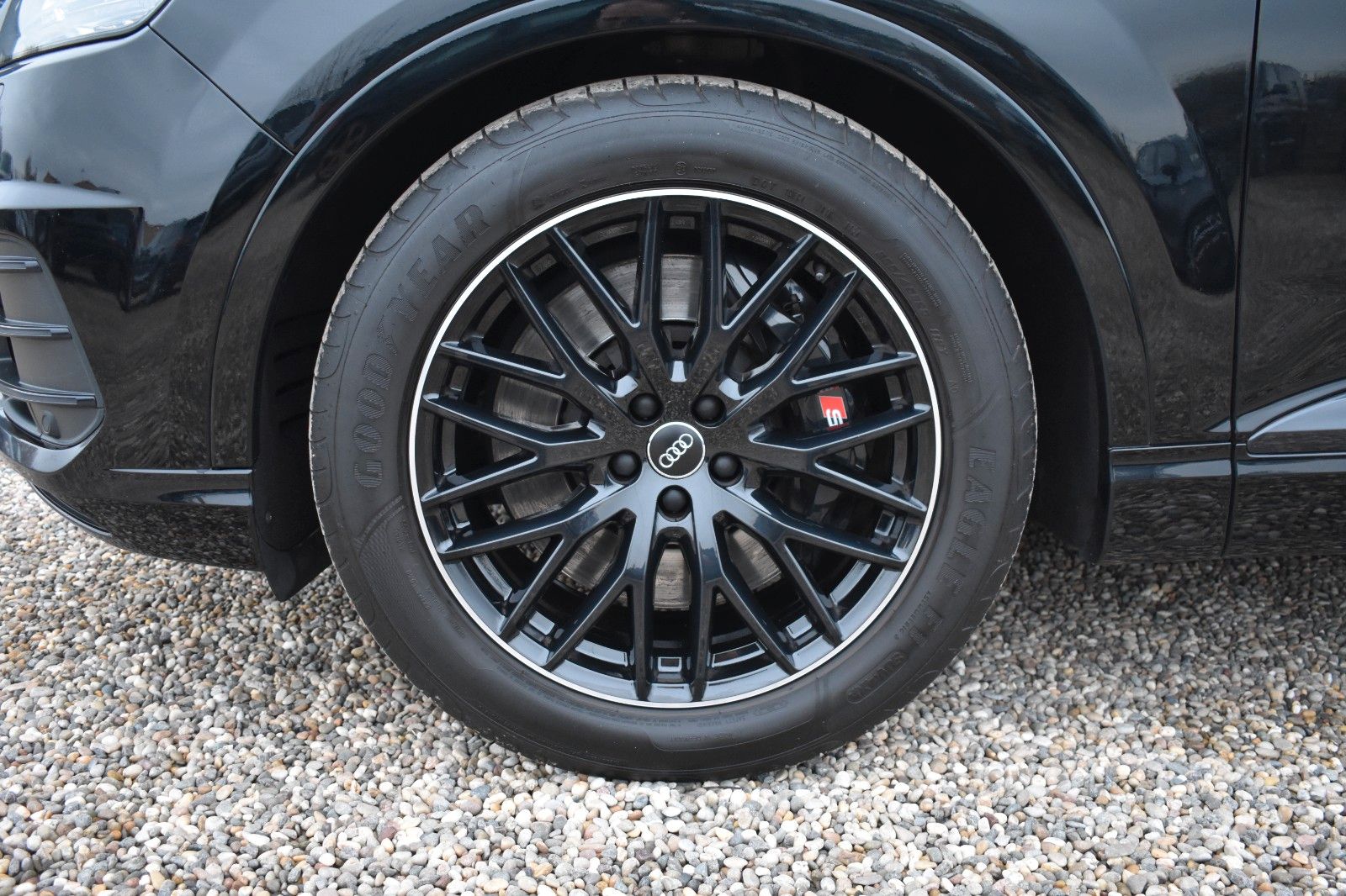 Fahrzeugabbildung Audi SQ7 4.0 TDI V8 quattro HUD Matrix Bose