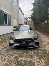 Mercedes-Benz E 450 / High End Burm./High End Licht/HeadUp/360 - silberne Mercedes-Benz E 450