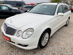 Fahrzeugabbildung Mercedes-Benz E 280 T CDI AAC NAVI SHZ ALU PDC FREISPRECH