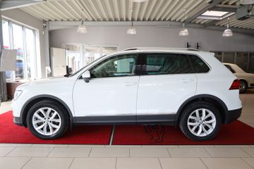 Volkswagen Tiguan - 2