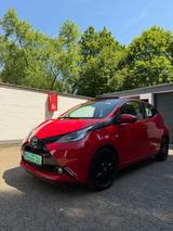 Toyota Aygo (X) 1,0-l-VVT-i x-wave  - Toyota in Wuppertal: Aygo