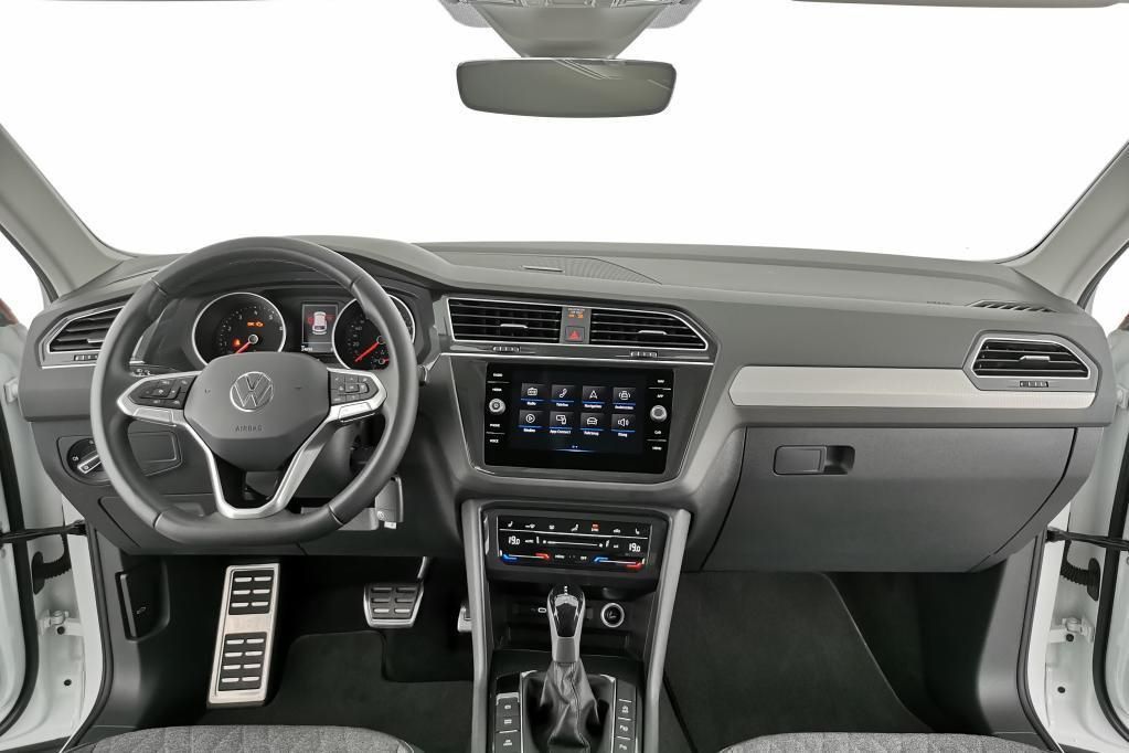 Volkswagen Tiguan Life MOVE 1.5 TSI AHK*Klima*Tempo*PDC*RFK