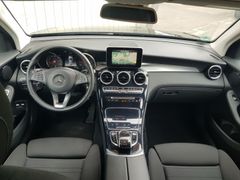 Fahrzeugabbildung Mercedes-Benz GLC 250d 4Matic Navi LED SiHz PDC RFK AHK