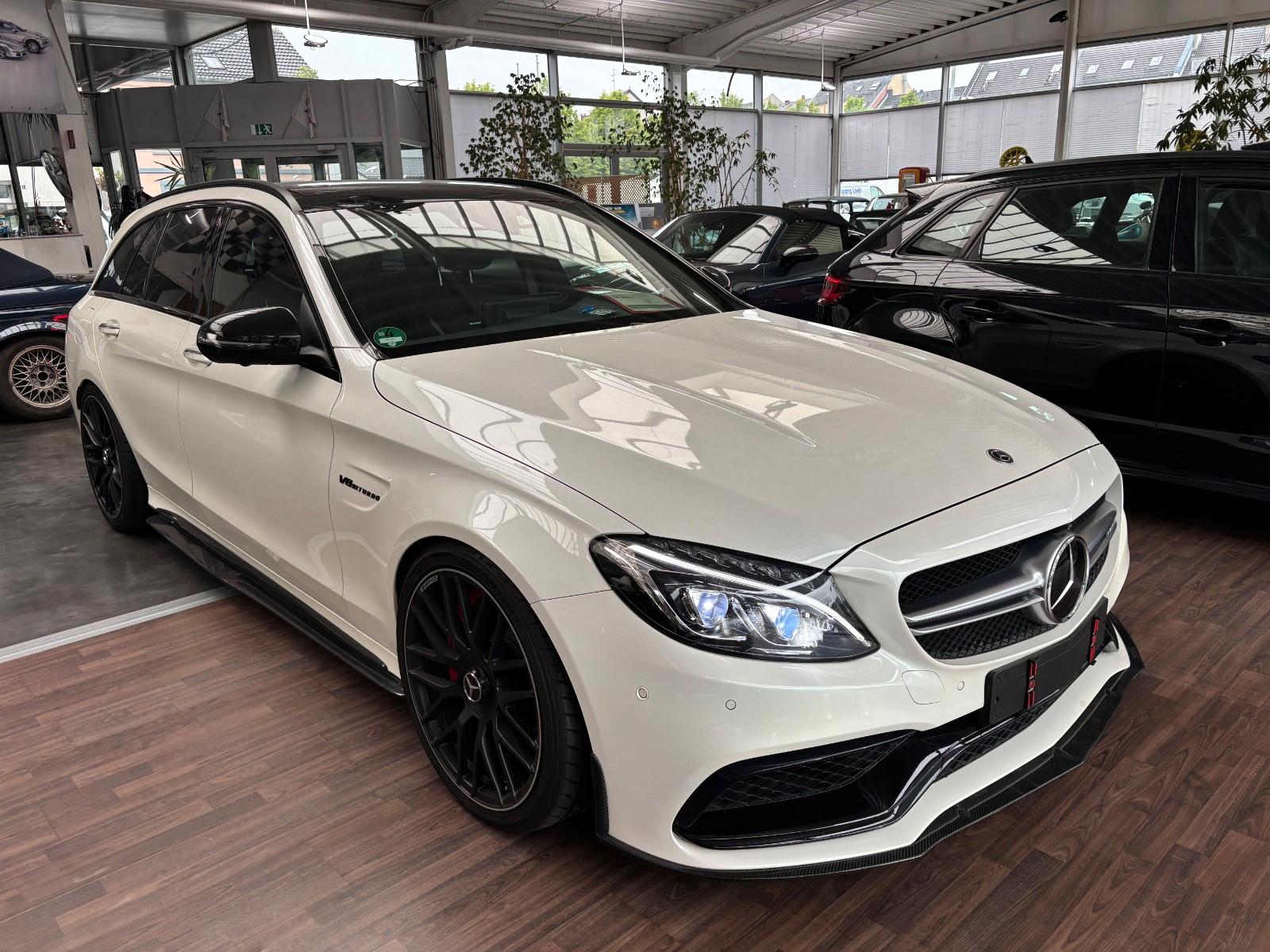 Mercedes-Benz C 63 AMG T S AMG*