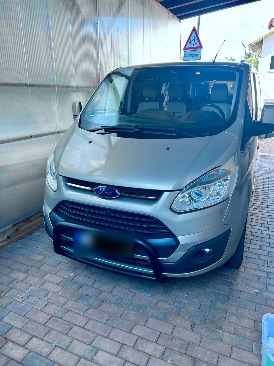 Ford Tourneo Custom