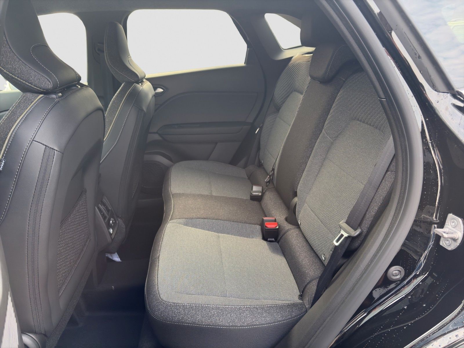 Fahrzeugabbildung Mitsubishi Grandis  Edition 1,8 l HEV-AT  *TAGESZULASSUNG*
