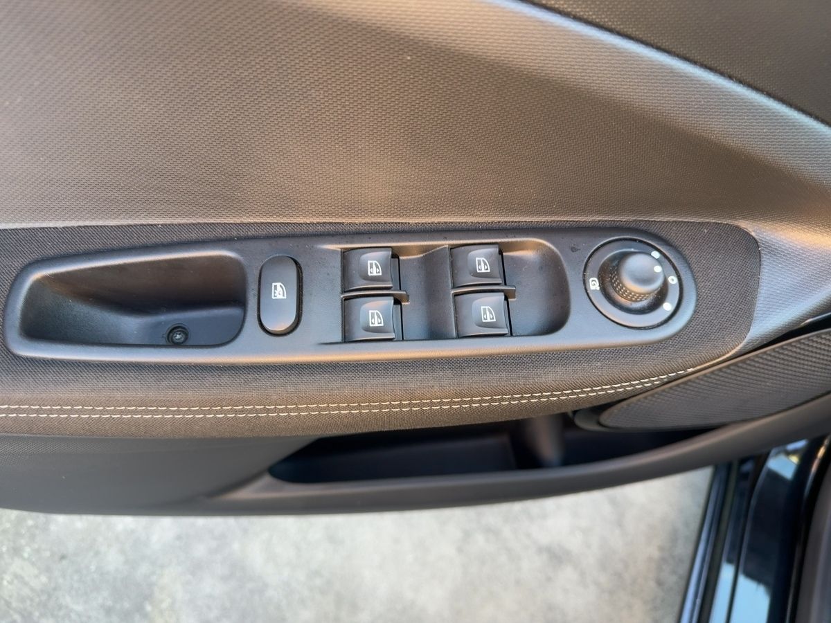 Fahrzeugabbildung Renault ZOE Intens R110 Z.E.40 Batt.-miete SHZ