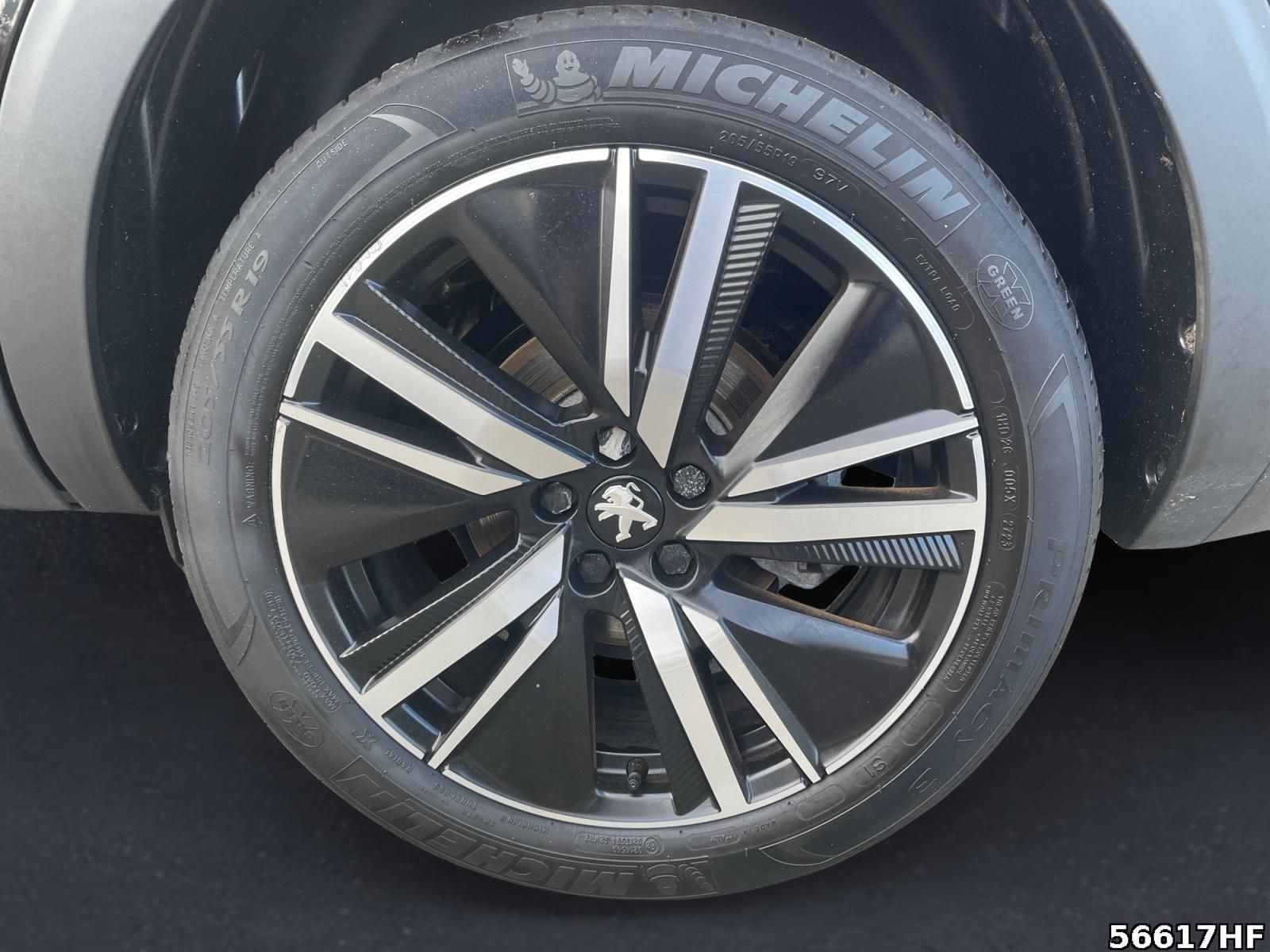 Fahrzeugabbildung Peugeot 5008 GT*LED*NAVI*SITZHZG*PDC+CAN*
