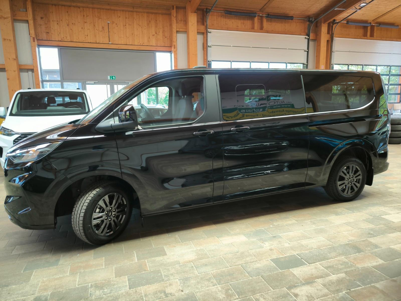 Ford Tourneo Custom Titanium  L2,8Sitze,AHK,4J Garant