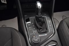 VW Tiguan 2.0 TDI DSG Highline 4Motion~Navi~LED~AHK