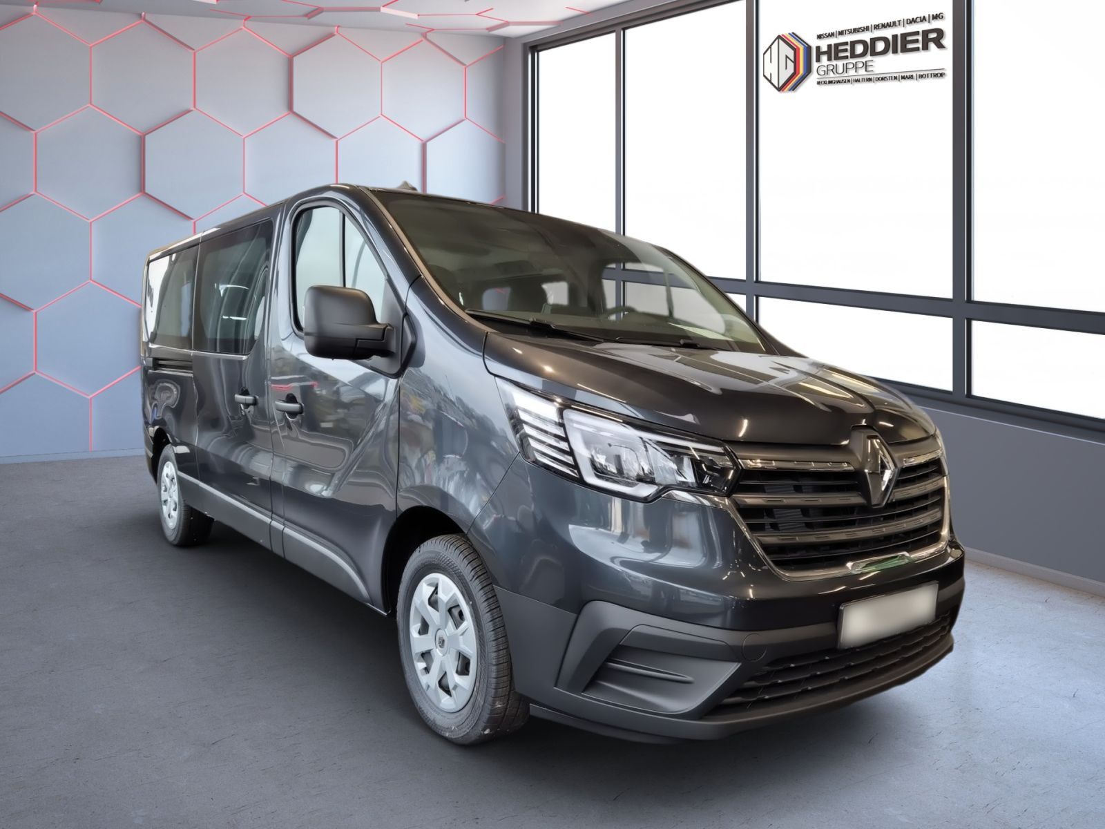 Fahrzeugabbildung Renault Trafic Combi L2H1 3,0t 9-Sitze Start dci 150