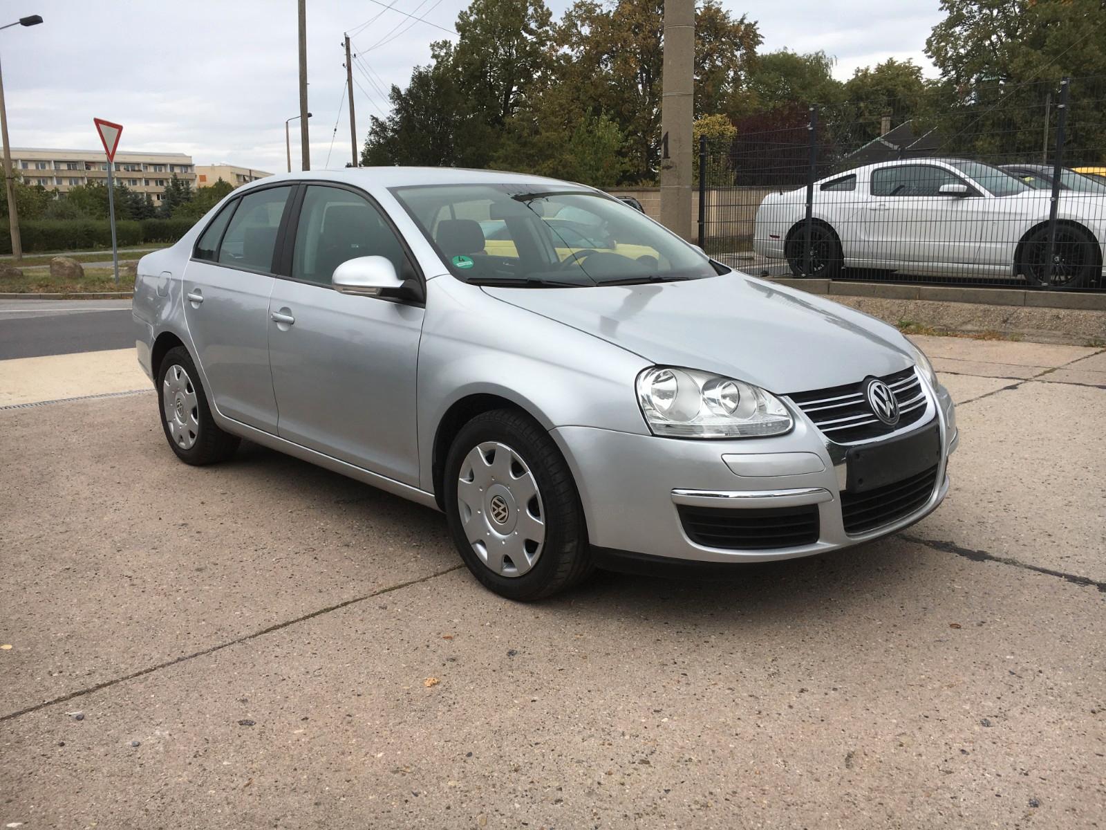 Volkswagen Jetta Automatik  64tkm