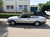 BMW E30 318i Cabrio, Classic Data 2-, frischer TÜV - BMW 318 aus 1994