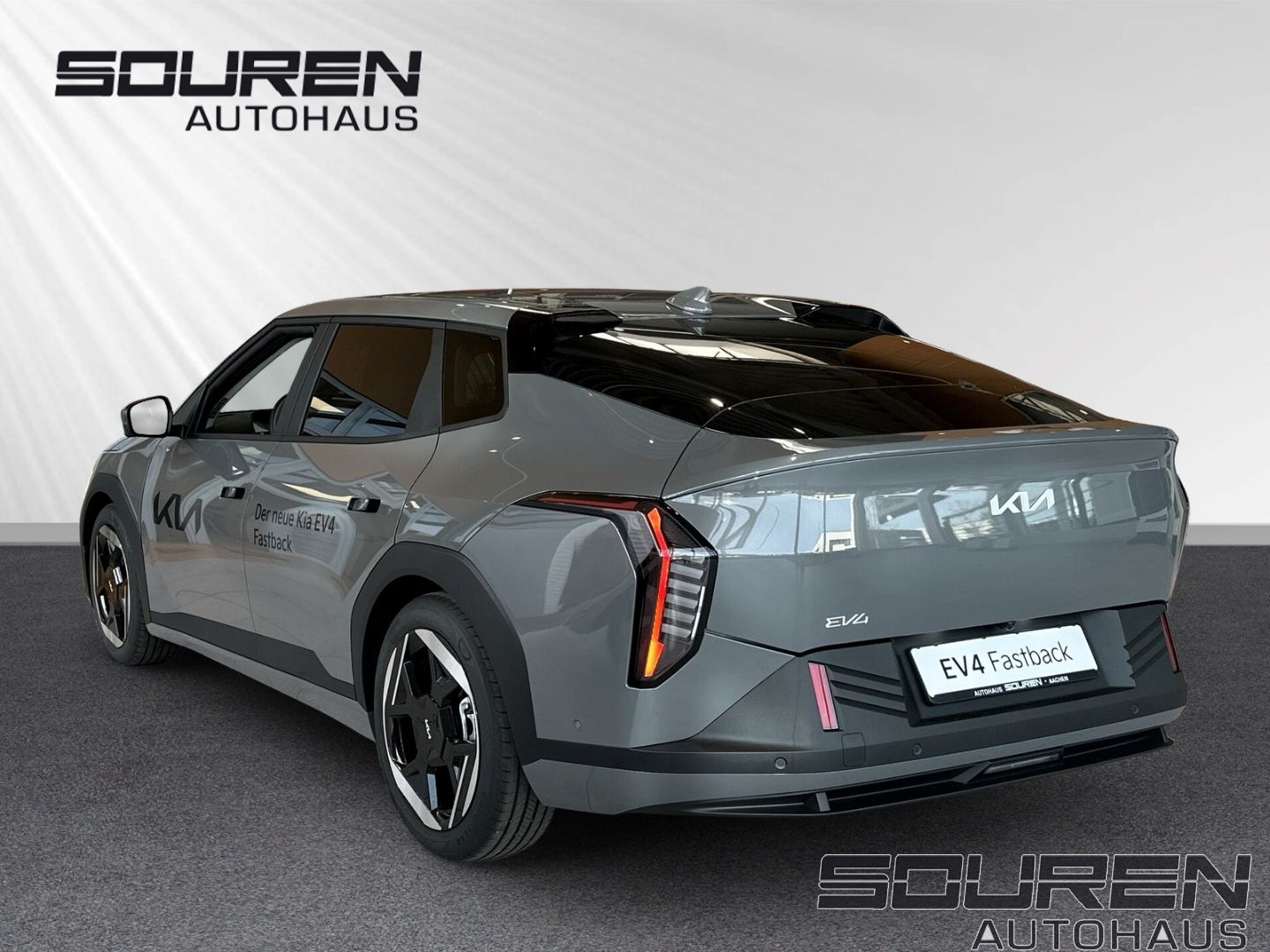 Fahrzeugabbildung Kia EV4 FASTBACK 81 EARTH **ALLE Pakete!!!**