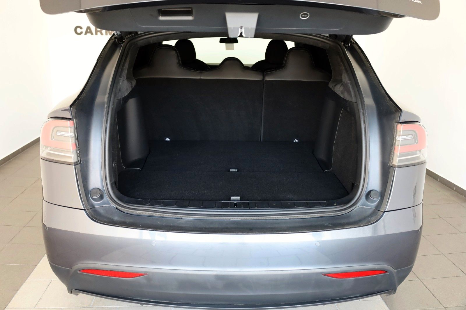 Fahrzeugabbildung Tesla Model X Long Range 100kWh 562CV,SH,Kamera,Pano