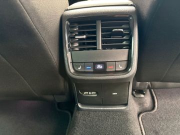 Fahrzeugabbildung SKODA Octavia Combi 2.0 TDI Clever DSG Ergo RFK Temp