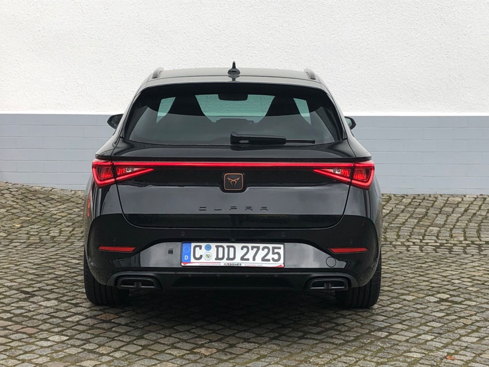 Fahrzeugabbildung CUPRA Leon Sportstourer 1.5 eTSI ACT DSG*Full-Link*SHZ