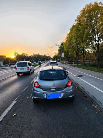 Opel Ich biete mein Auto Opel Corsa S_D Erste Hand