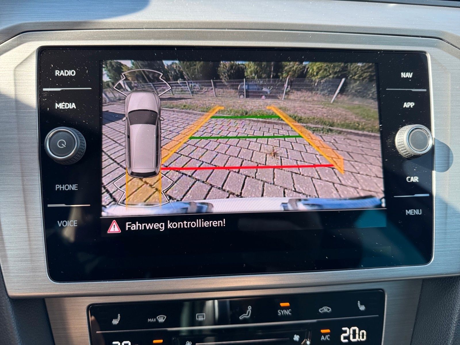 Fahrzeugabbildung Volkswagen Passat Variant 1.5 TSI