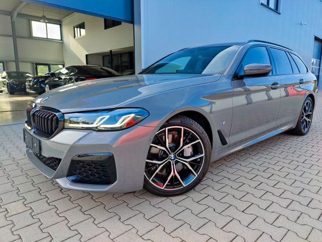 BMW 540d xDrive M Sport LAZER Head-Up PANO AHK RKam