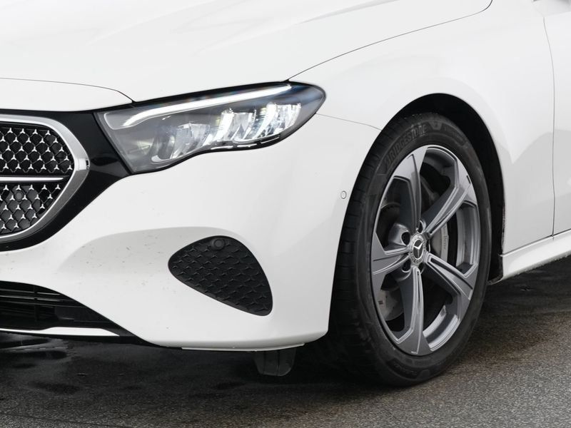 Mercedes-Benz E 300 T e AVANTG-ADVANCED FAP 360° AHK WDGS KEYG imagem 2