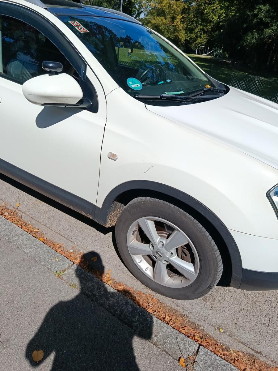 Nissan Qashqai+2 2009 — photo 13