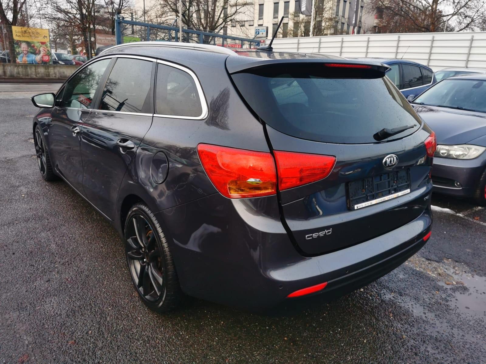 Kia cee'd Sportswagon*PANO*STANDHEIZUNG*KAME*PDC V H