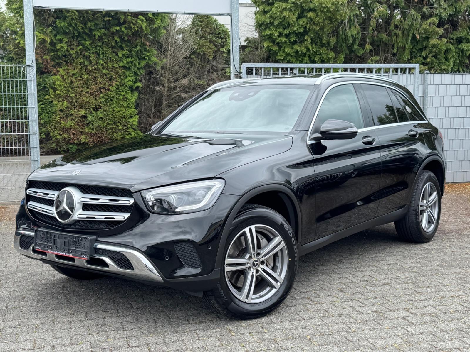 Mercedes-Benz GLC 220 d 4Matic  AMG-Line Interieur Led Navi