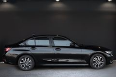 BMW 320i Advantage*Limousine*Unfallfrei*BMW-Garantie