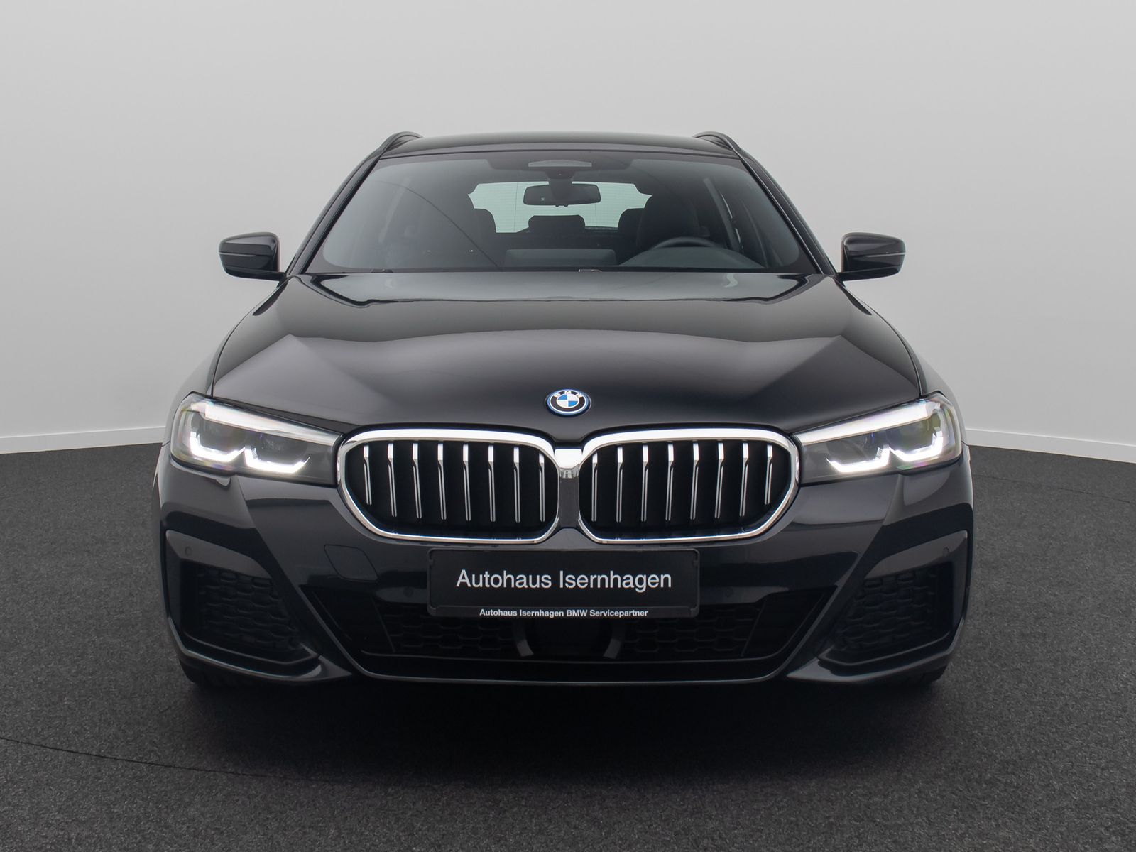 Fahrzeugabbildung BMW 530e xD M Sport Kamera DAB HiFi ACC AHK 4xKlima