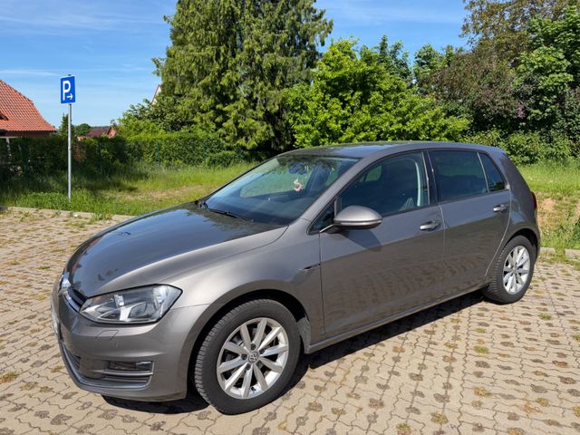 VW Golf 1.2 TSI BMT LOUNGE LOUNGE TÜV Service neu