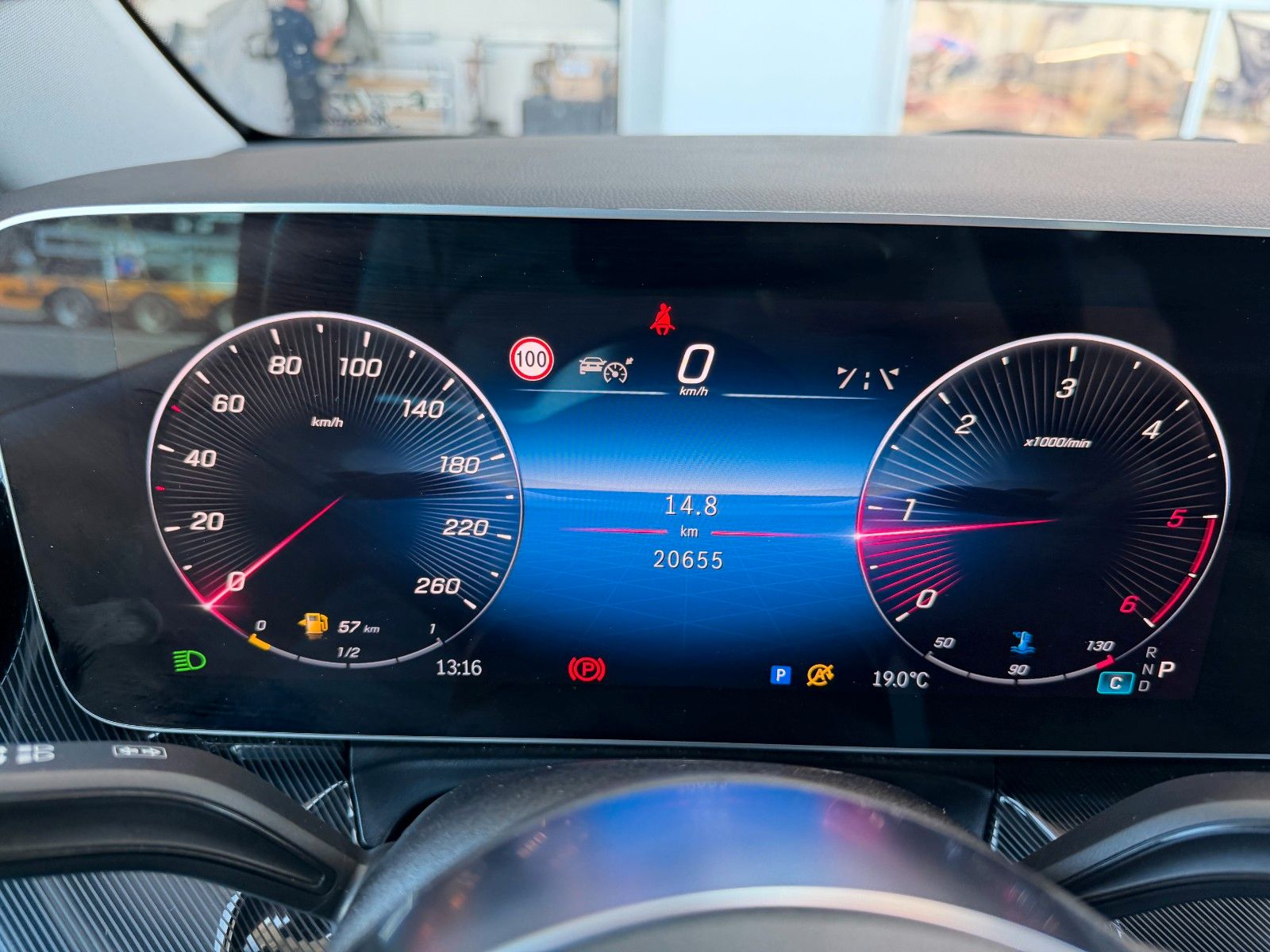 Fahrzeugabbildung Mercedes-Benz V 250 d DISTRONIC AHK2,5to Kamera