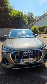 Audi Q3 40 TDI quattro S tronic S line 8 fach AHK  - Audi Q3 F3 Gebrauchtwagen