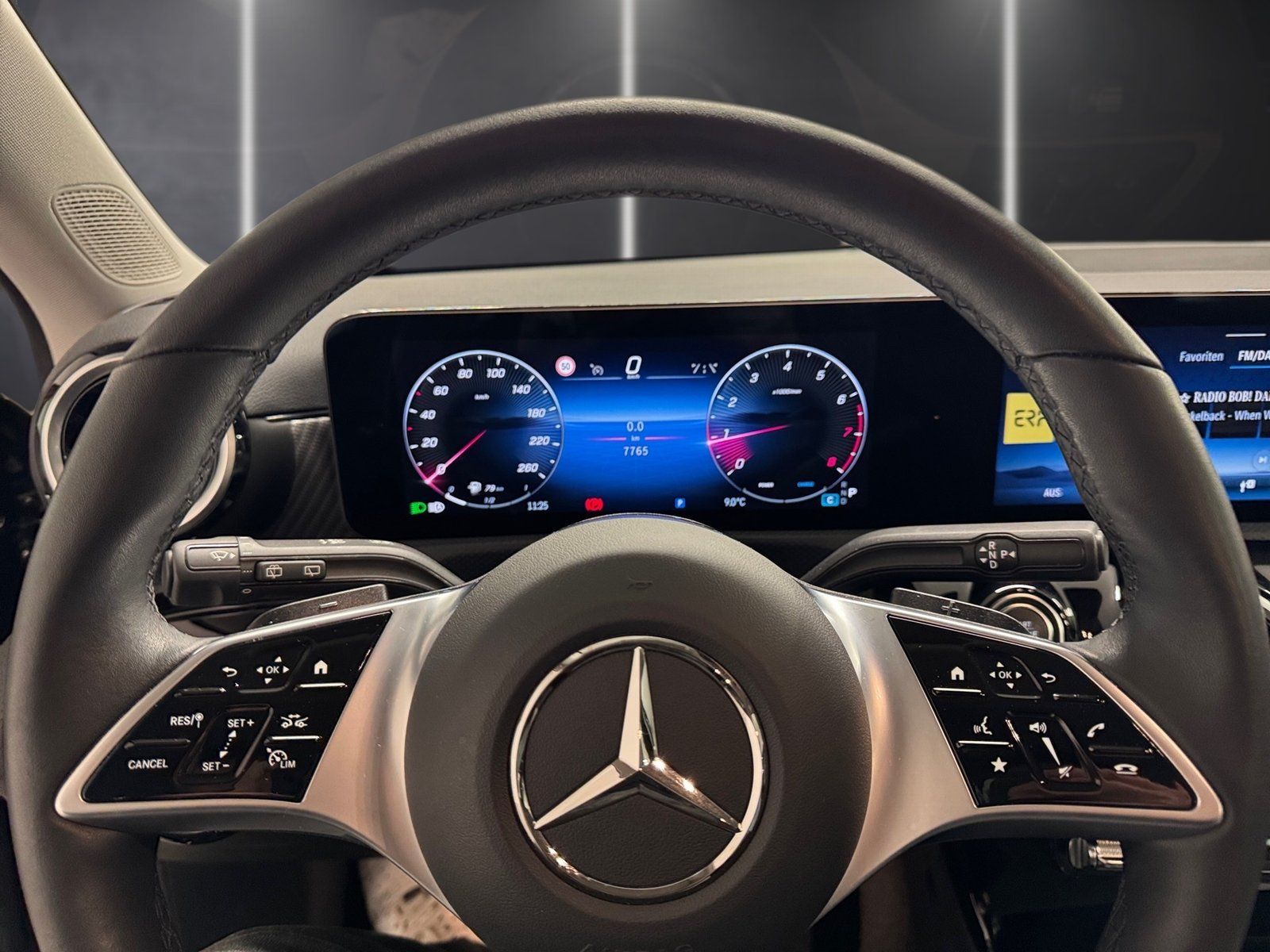 Fahrzeugabbildung Mercedes-Benz A 200 Progressive*Totwinkel*360*CarPlay*LED*Kam*