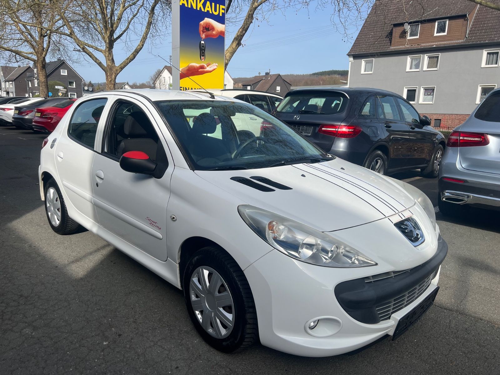 Fahrzeugabbildung Peugeot 206 + Sport Racing Edition*TÜV/ÖL NEU*