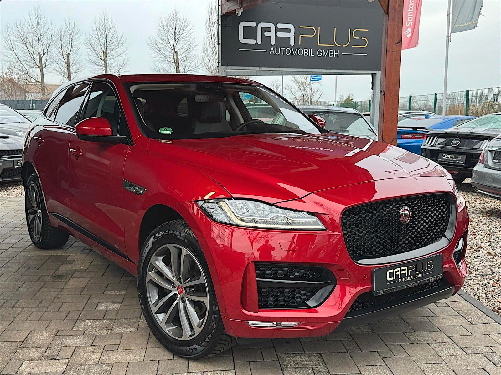 Fahrzeugabbildung Jaguar F-PACE R-Sport AWD *Head Up*Kamera*LED*Bi-Xenon*