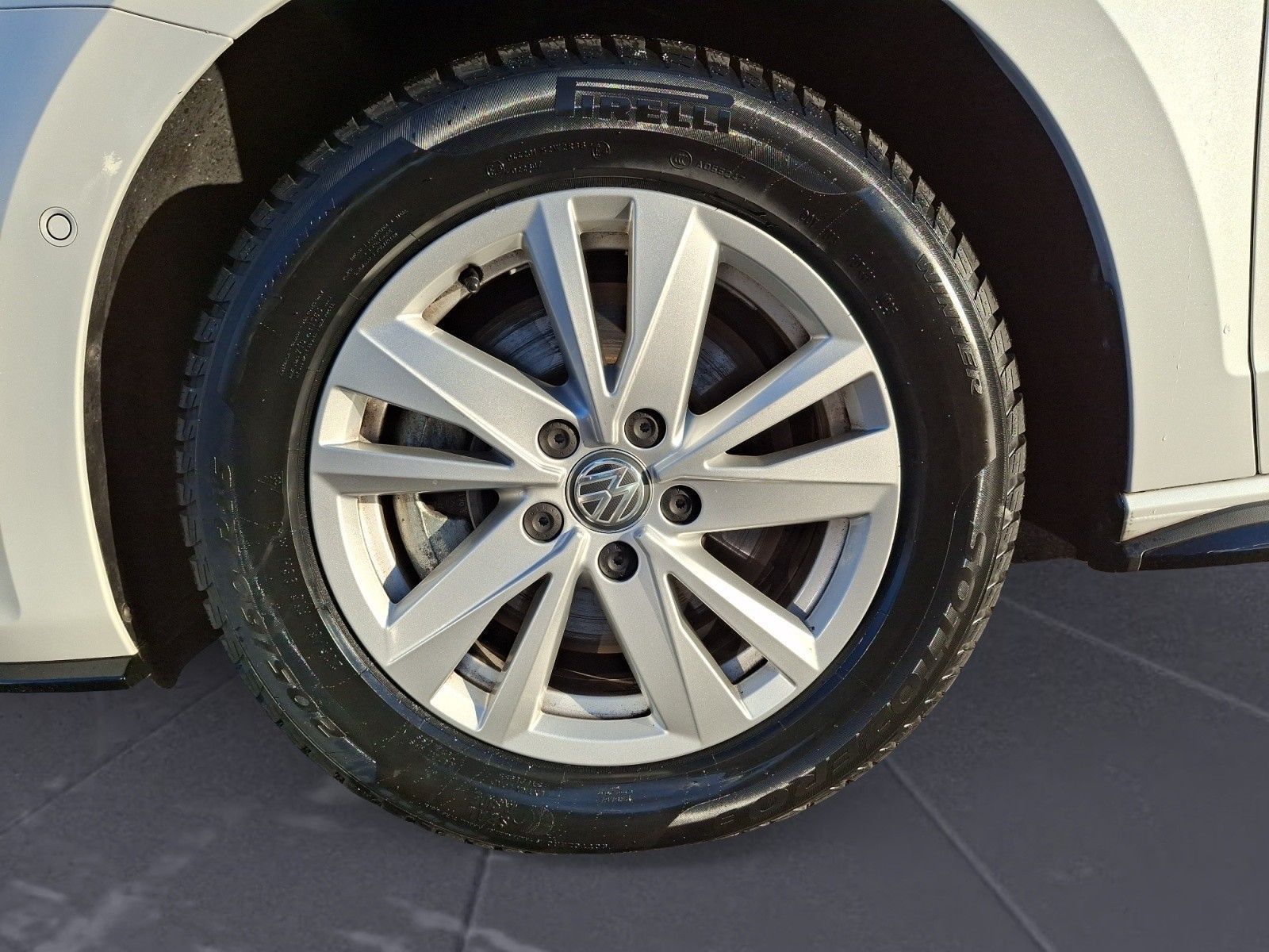 Volkswagen Touran - Bild 11