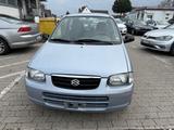 Suzuki Alto mit Klima - graue Suzuki Alto