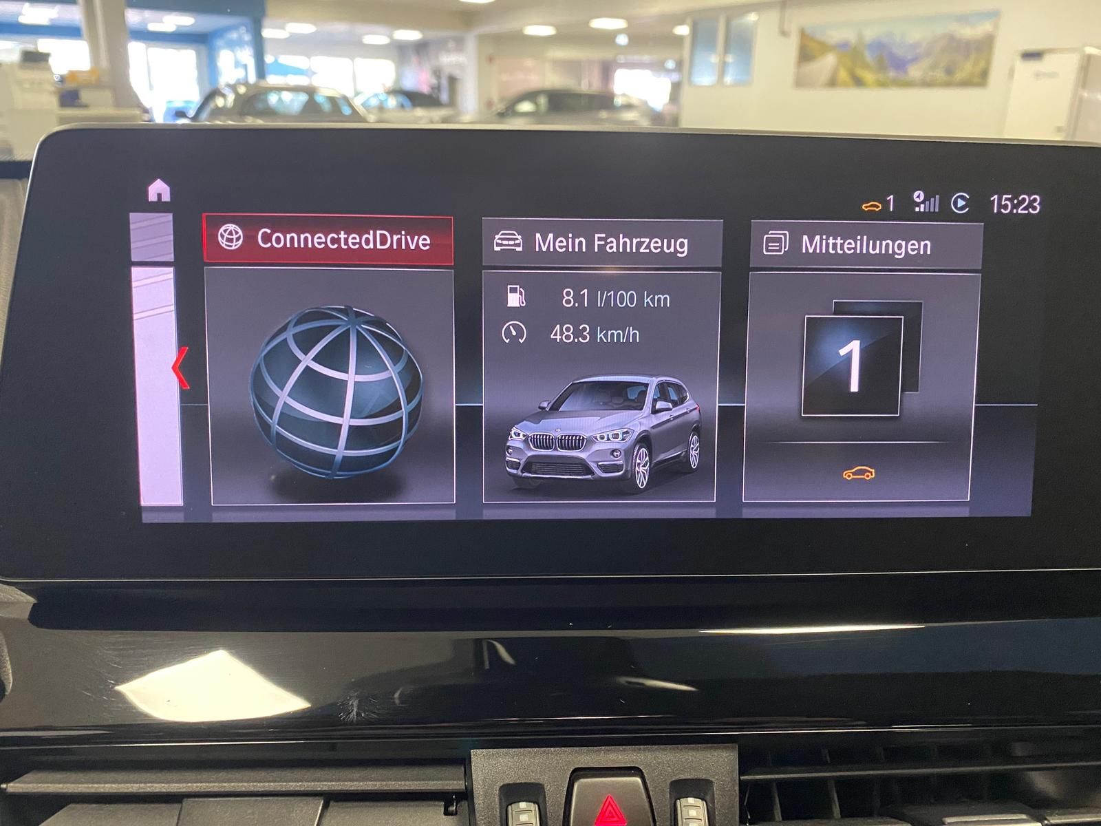 Fahrzeugabbildung BMW X1 sDrive20i M Sport+LEDER+NAVI+KAMERA+M Paket