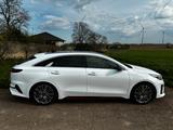 Kia ProCeed 1.6 T-GDI DCT GT (AHK) - Kia in Mainz