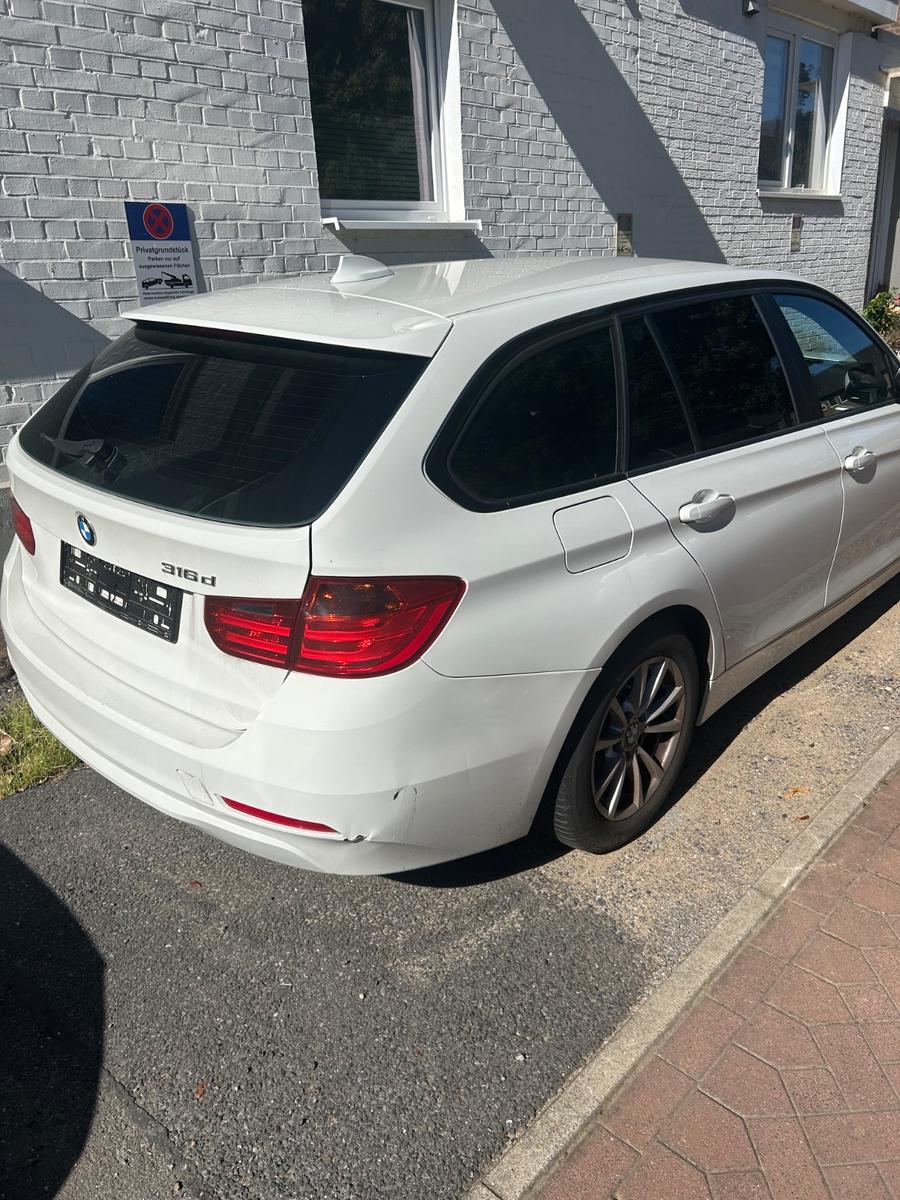 BMW 316 2014 — photo 7
