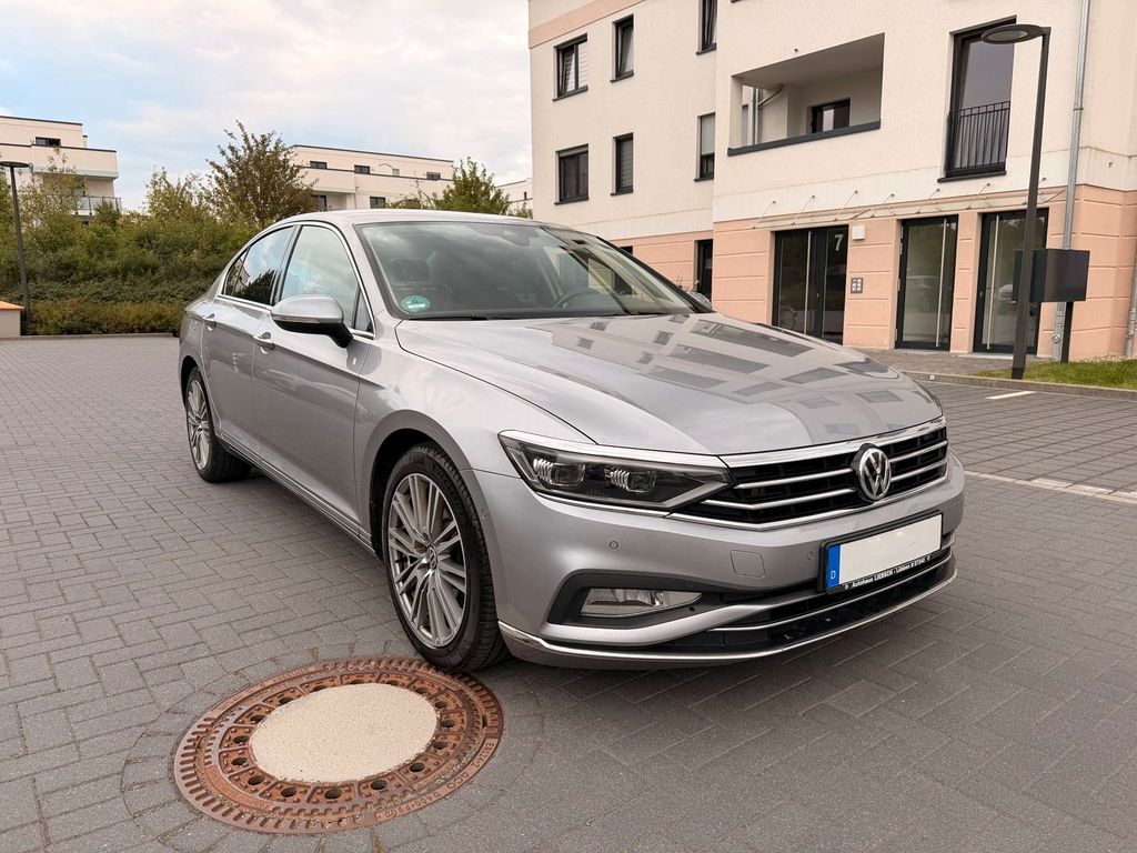 Image of Volkswagen Passat