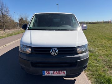 Volkswagen T5 Transporter - 2