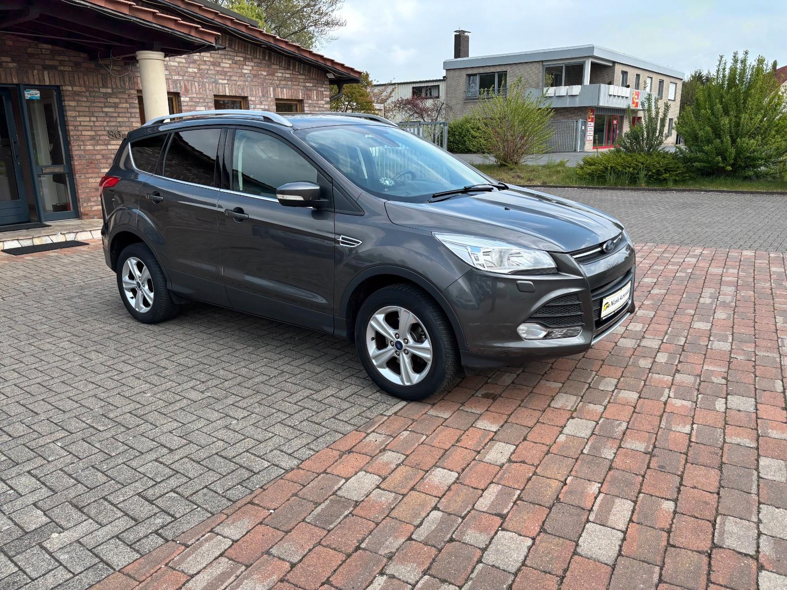 Ford Kuga Sync Edition+Zahnriemen neu+