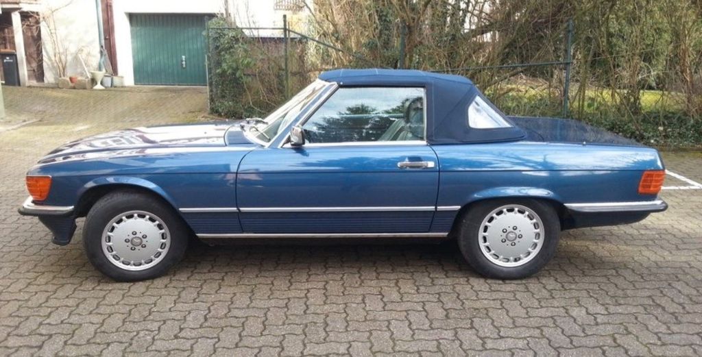 Mercedes-Benz SL 300