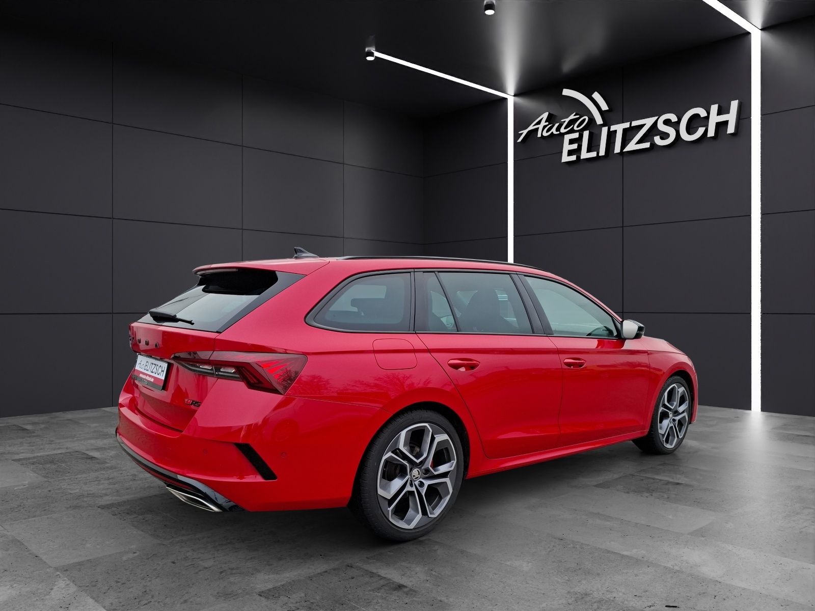 Fahrzeugabbildung SKODA Octavia Combi TDI RS DSG Matrix Navi HUD ACC RFK