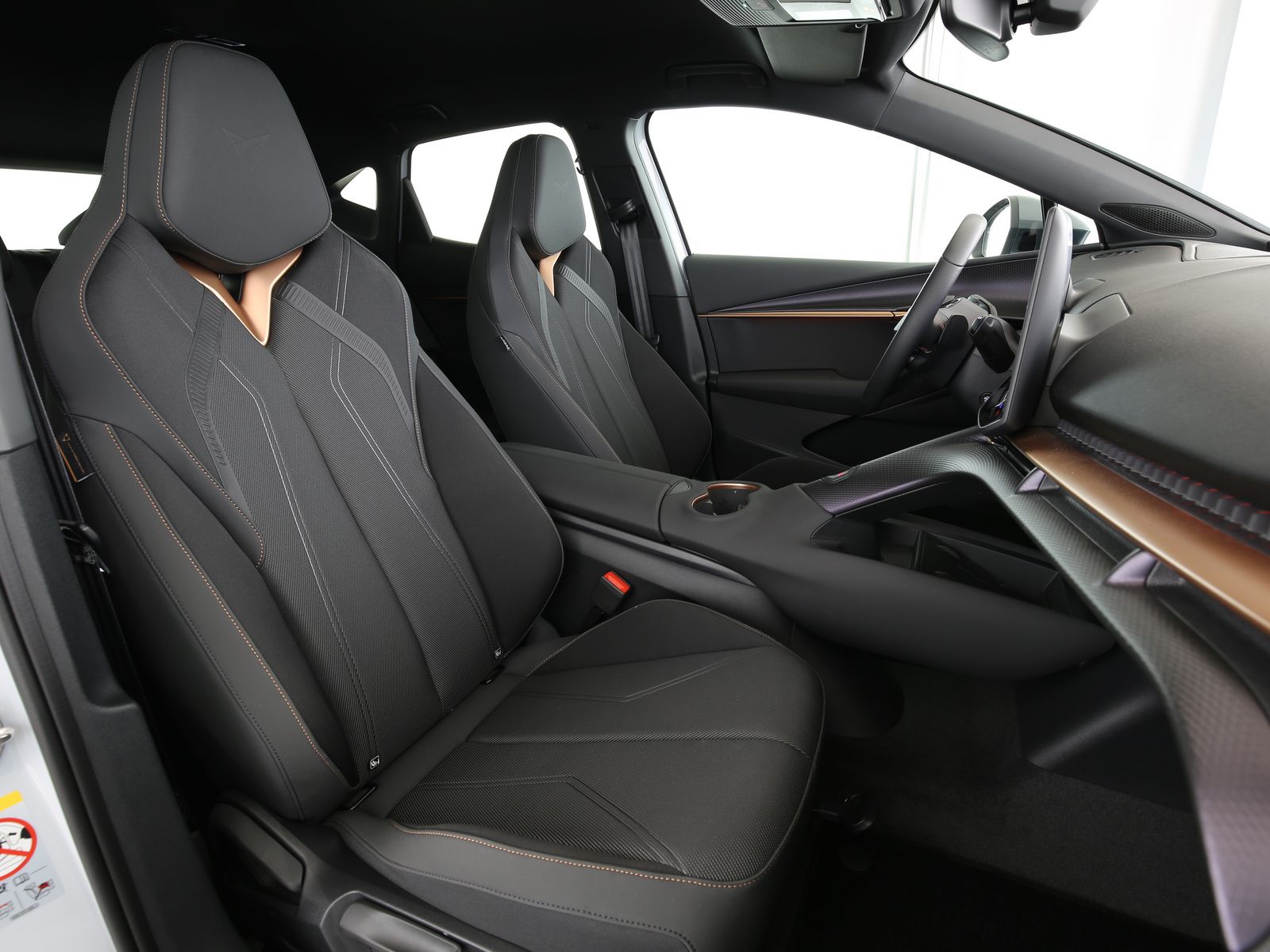 Cupra Tavascan - Bild 18